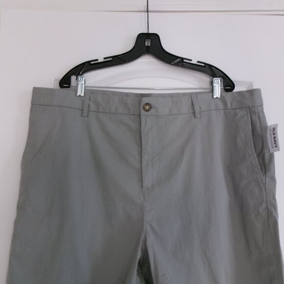 New 2 Pair Lot Men's Old Navy Chino Built-In Flex Shorts Black & Gray 44 - Picture 3 of 15